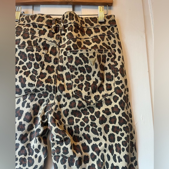 Guess 1981 High Rise Skinny Jeans (leopard/cheetah?) - Picture 7 of 8